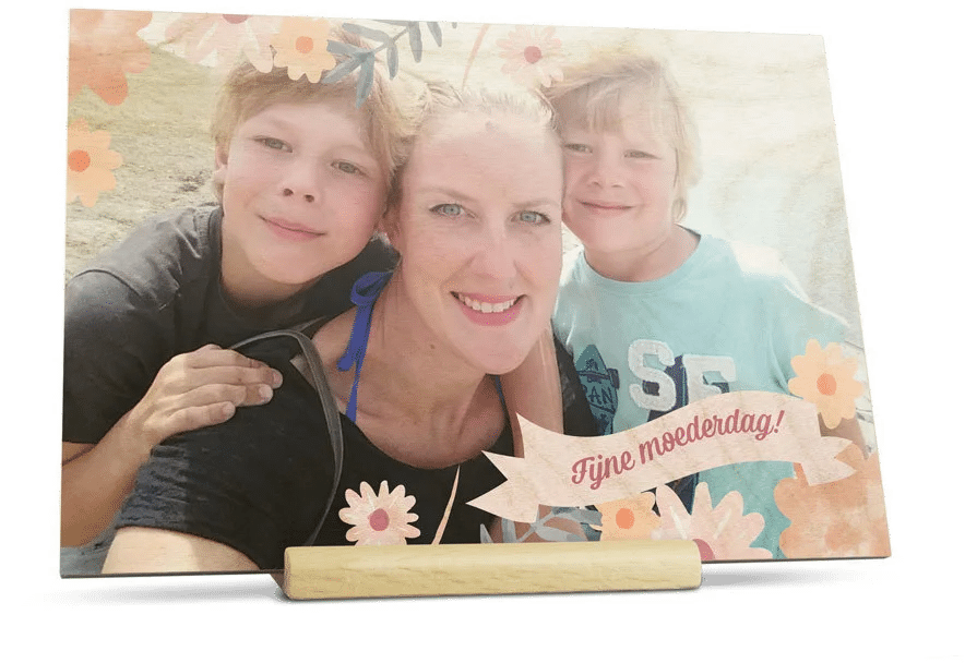 Foto op hout Cadeau voor Moederdag - Houten kaart met foto
